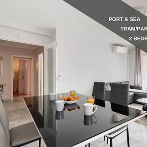 Port, Vue Mer, Parking Et Confort France